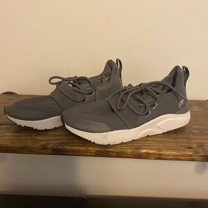 Fabletics Brand Sneakers, 8, Like New